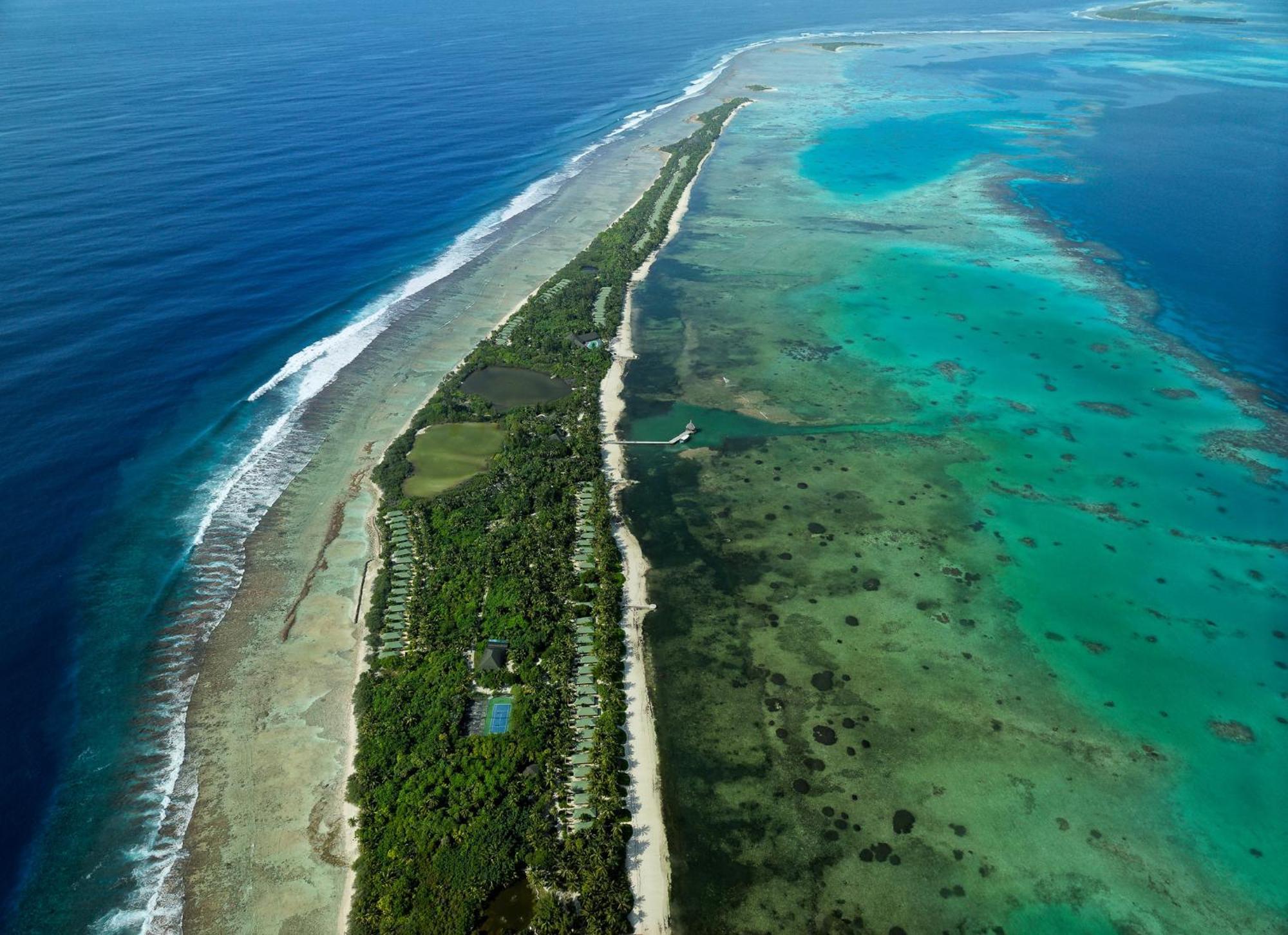 Canareef Resort Maldives Меедхоо Экстерьер фото